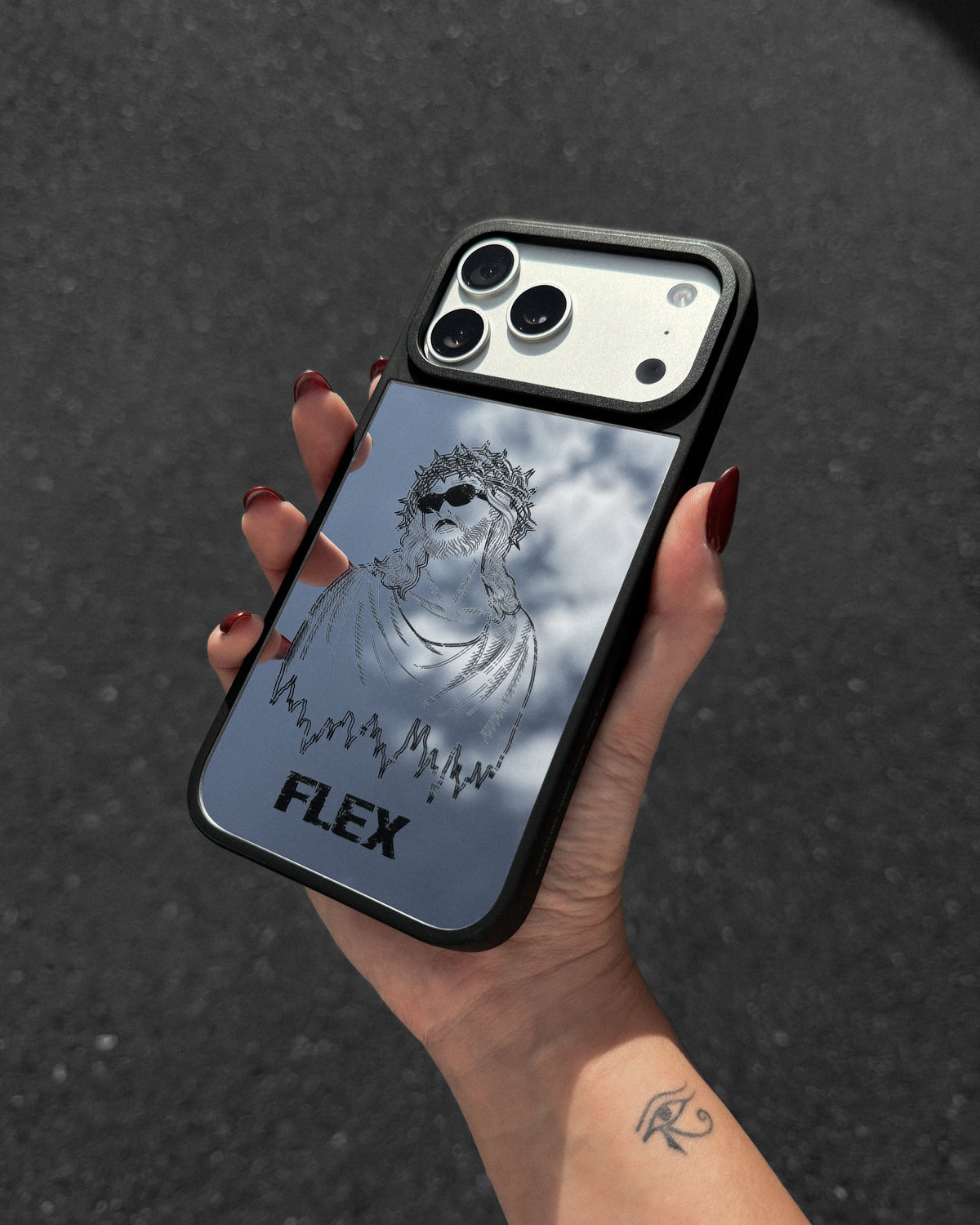 iPhone mirror case