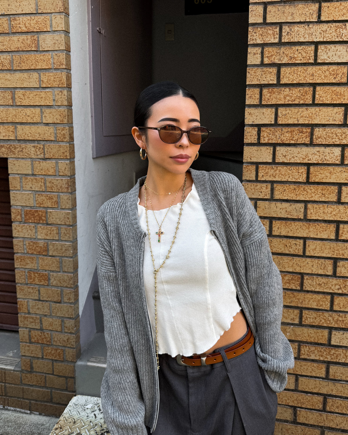 oval sunglasses