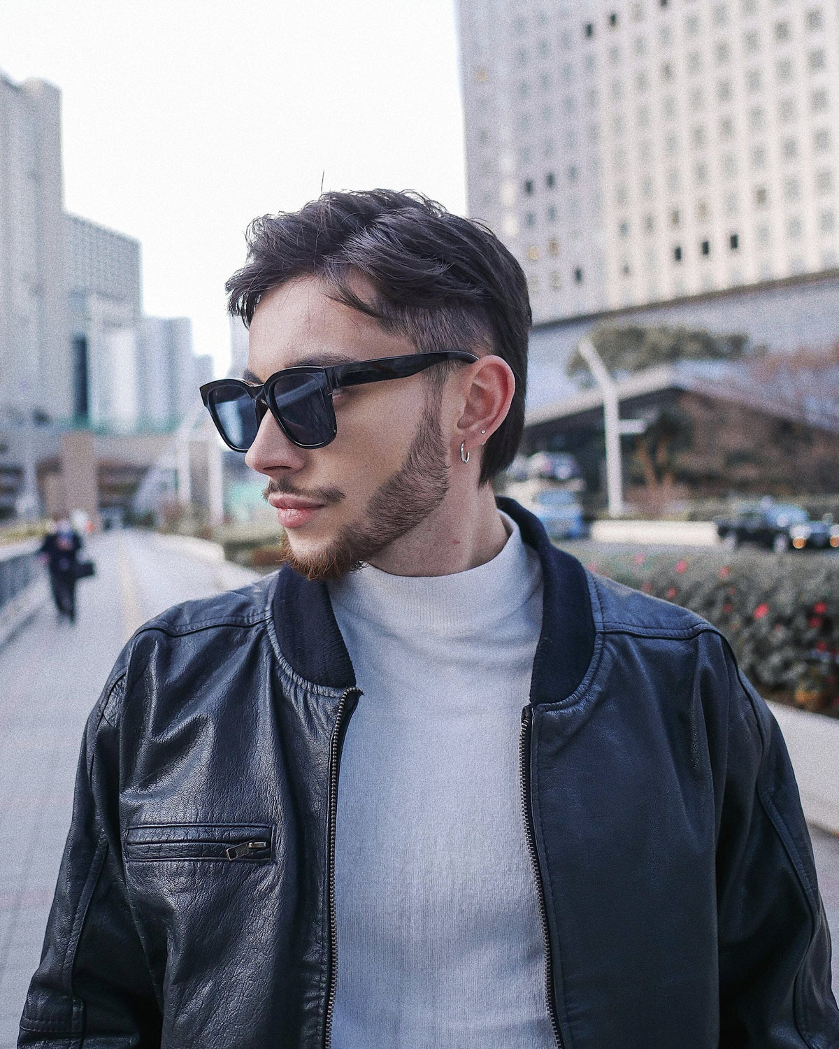 square wide sunglasses