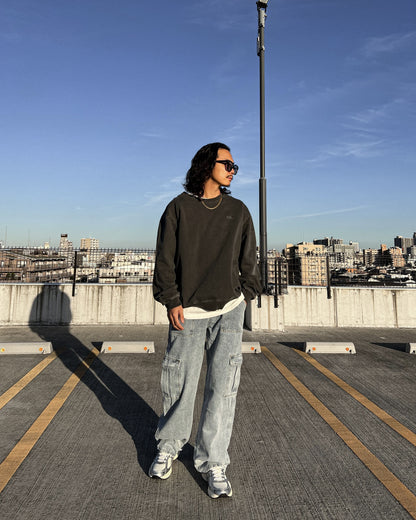 Heavy weight pigment crew neck sweat