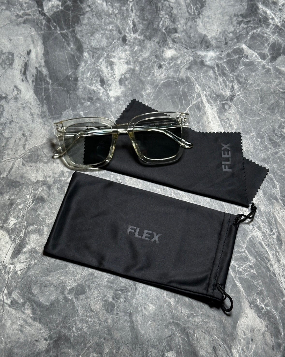 eyewear poach & Cloth set