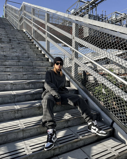 Heavy weight pigment crew neck sweat