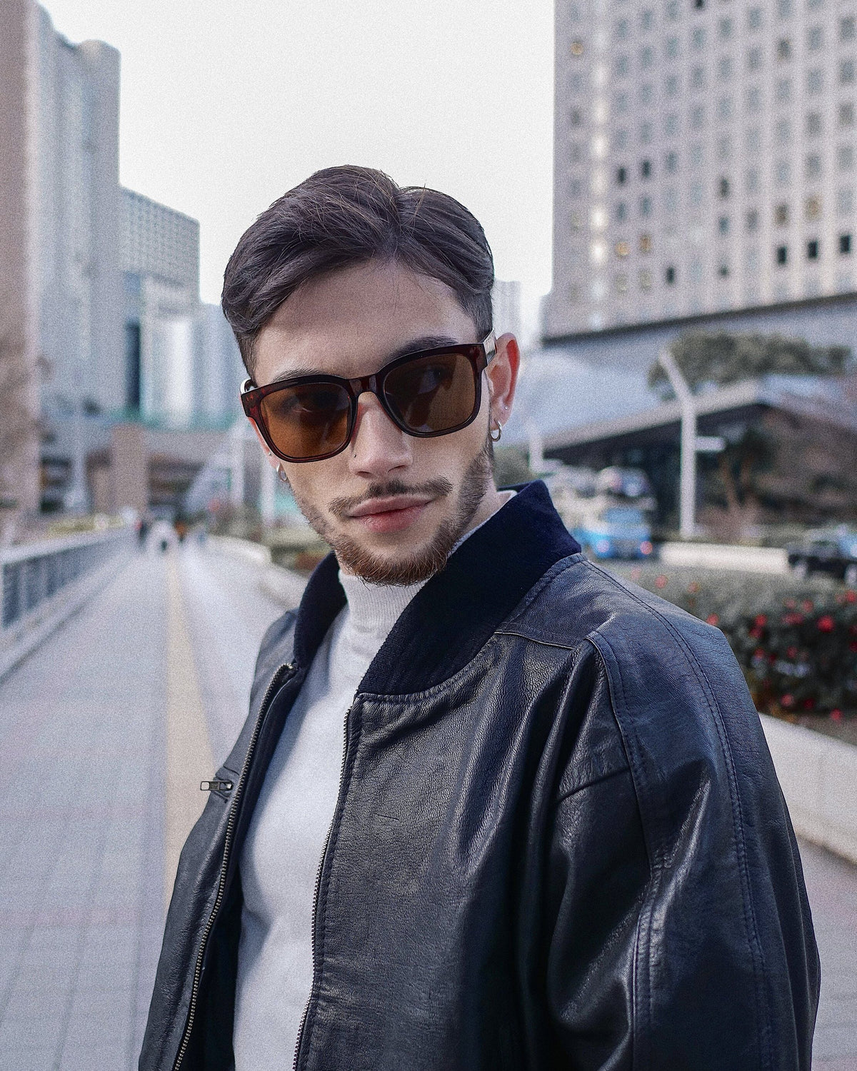 square wide sunglasses