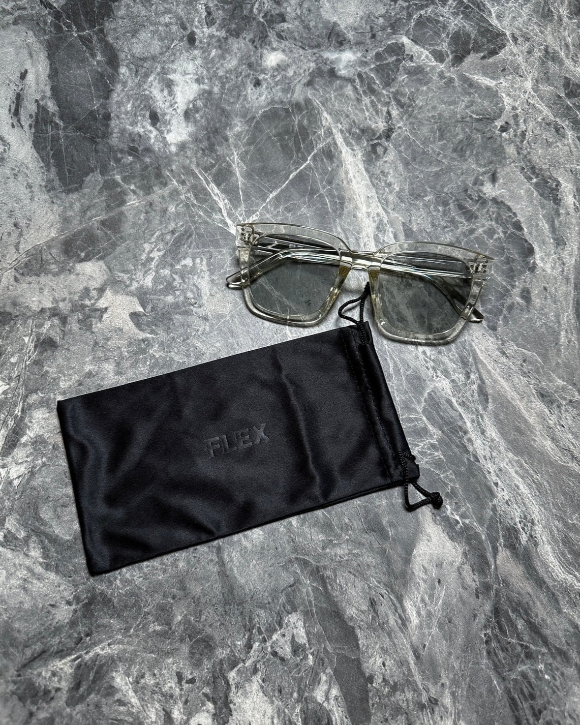 eyewear poach & Cloth set